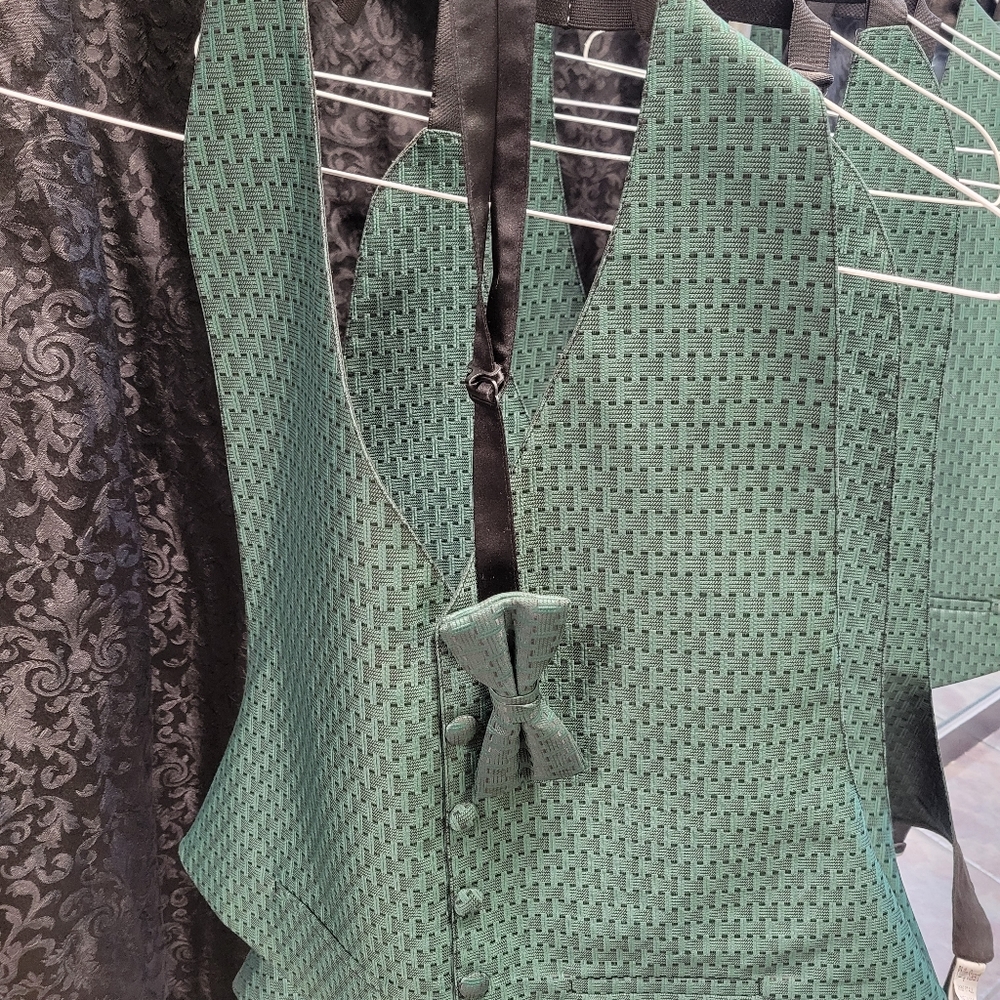 Green Unique Pattern Bundle Backless Vests And Ti… - image 2